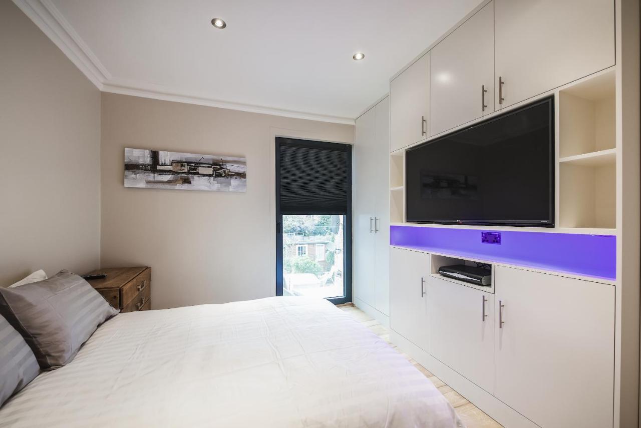 Privatunterkunft Modern Bedroom In !! *